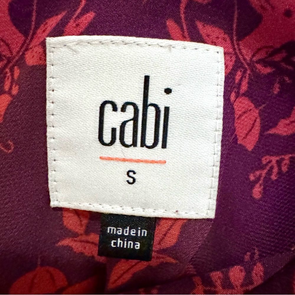 Cabi size small Sakura Cameo Tank Plum Maroon Red Print Blouse workwear - Picture 5 of 6